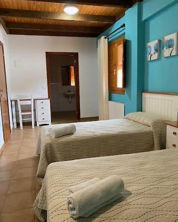 Hotel La Sociedad à Arens de Lledo Extérieur photo